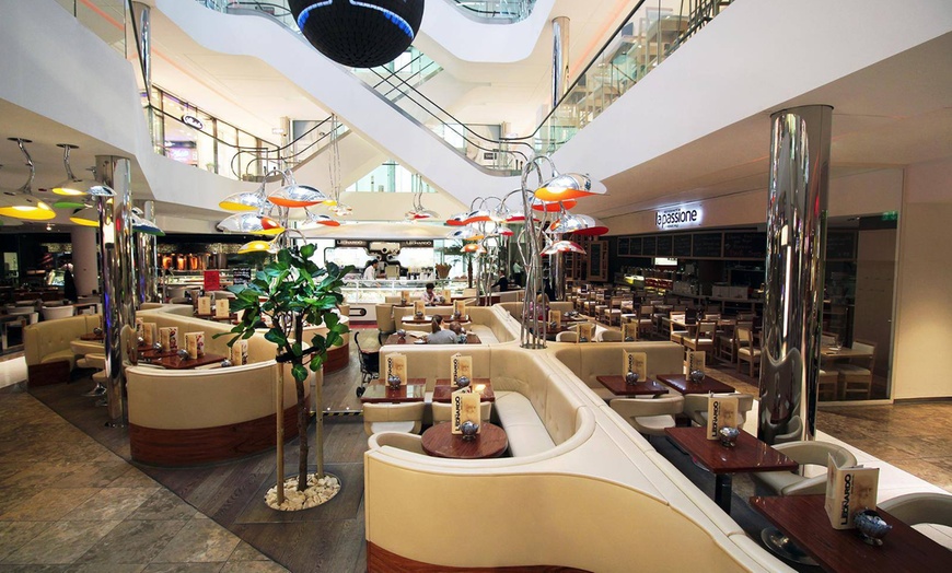 Image 3: 1 italienischer Eisbecher nach Wahl inkl. Heißgetränk für 1-4 Personen