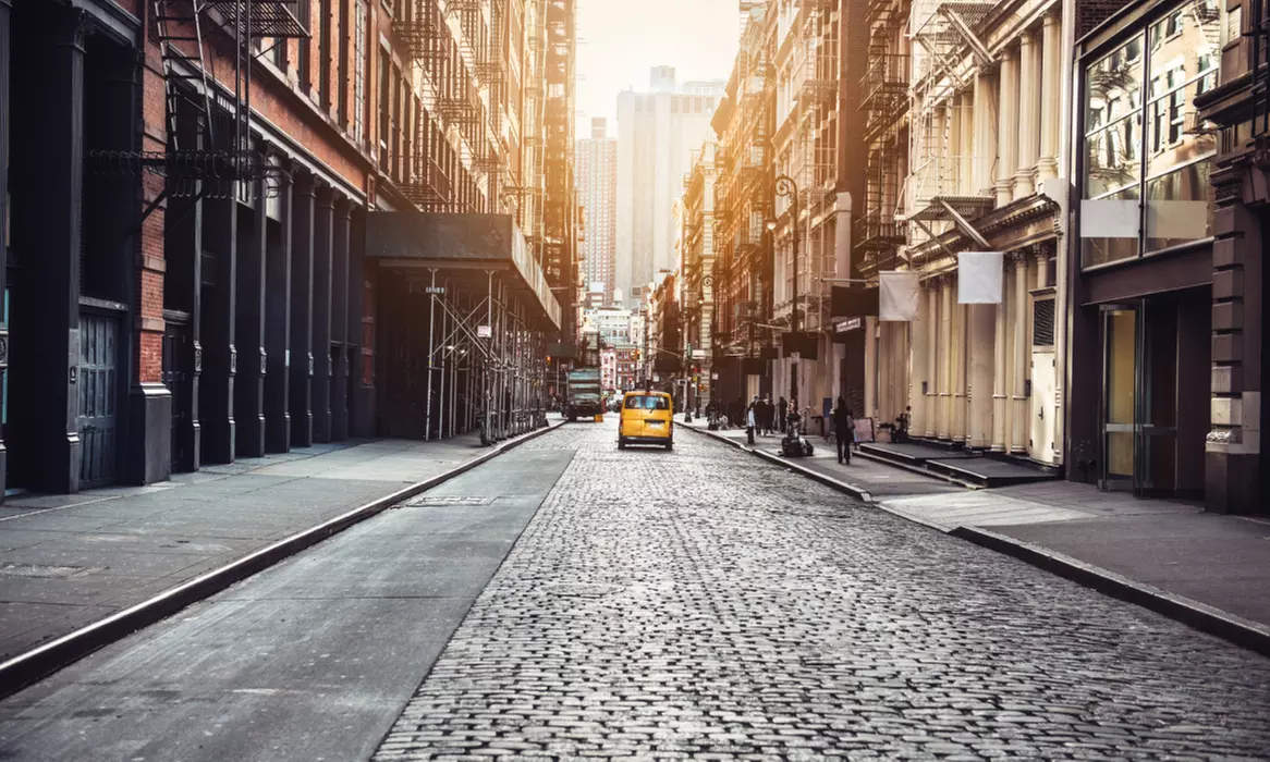 Up to 27% Off 4.5-Hour Manhattan Bus & Walking Sightseeing Tour