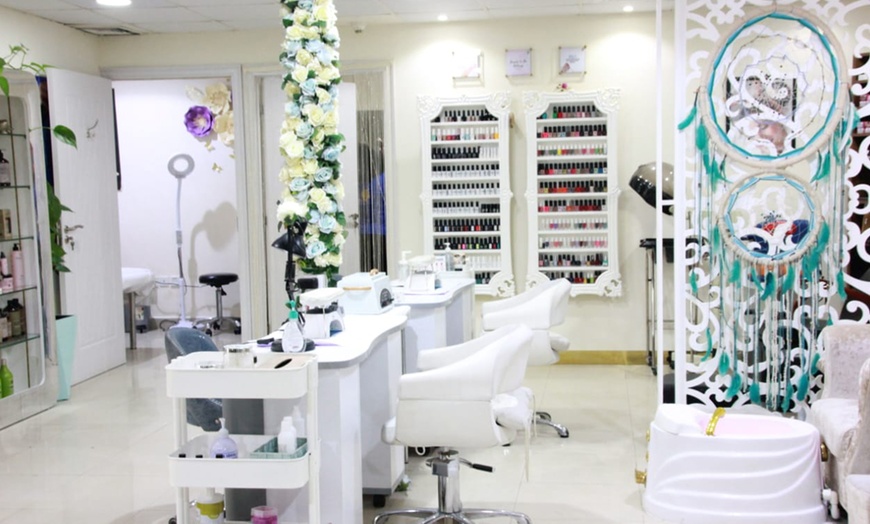 Image 6: Mani-Pedi, Blowdry & Russian Nail Extensions