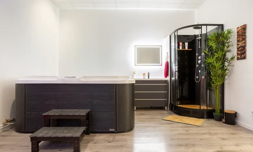 Image 1: Accès au Spa et Sauna Infrarouge au centre Hinatea