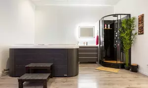 Privatisation du spa et sauna infrarouge d'1h pour 2 à 4 personnes au centre Hinatea (jusqu'à 25% de remise)