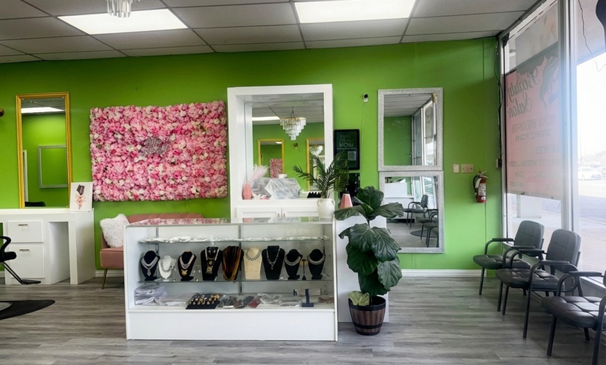 Image 3: One 20 Minute Brazilian Wax Sessions for One
