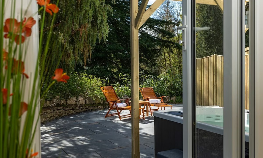 Image 3: Cumbria: Superior/ Deluxe Garden Room with Breakfast