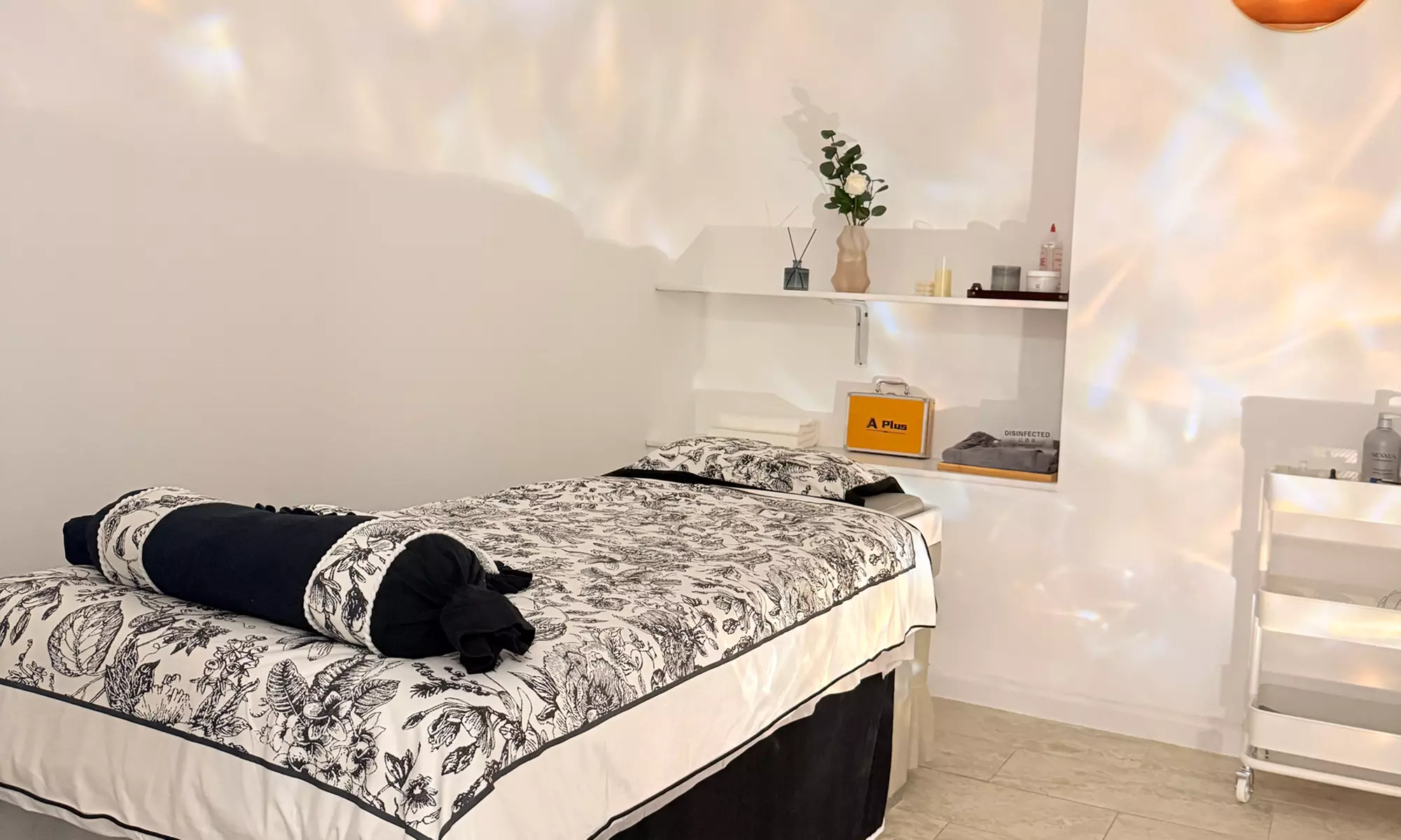 60 or 90-Minute Swedish Massage & Hot Stones with Optional Reflexology