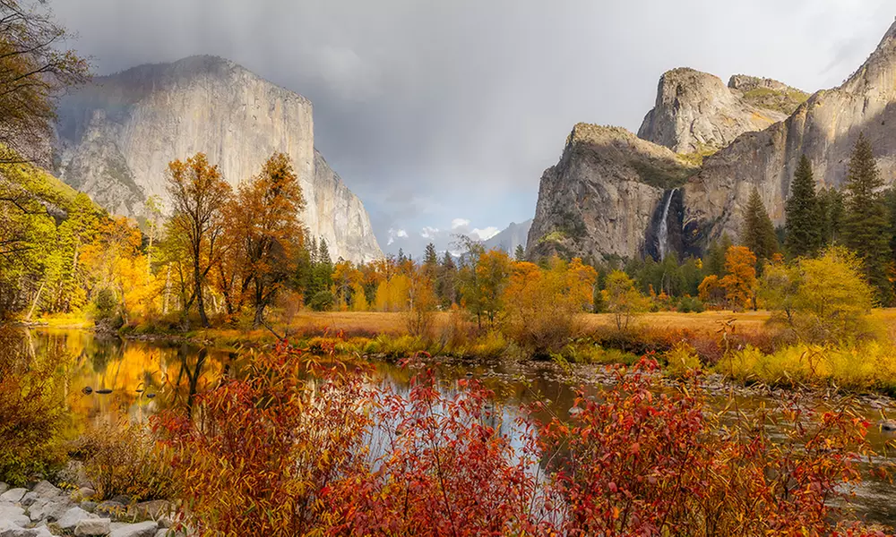Members Only: Yosemite Gateway Resort with Pools & Outdoor Adventures