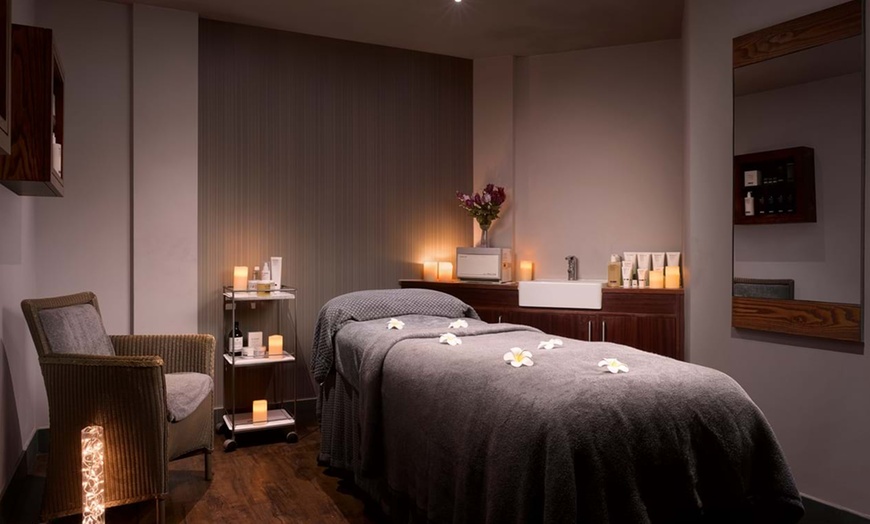 Image 4: Spa Day with 50min ELEMIS Treatment, Two Course Lunch & Prosecco