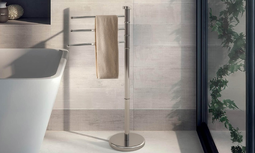 Image 1: Porta asciugamani a piantana 