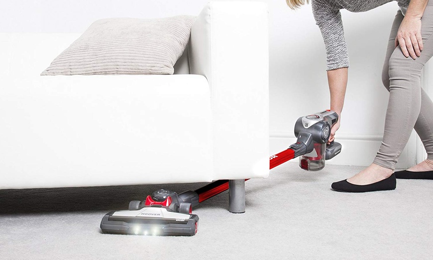 Image 4: Hoover Cordless Stick Vacuum