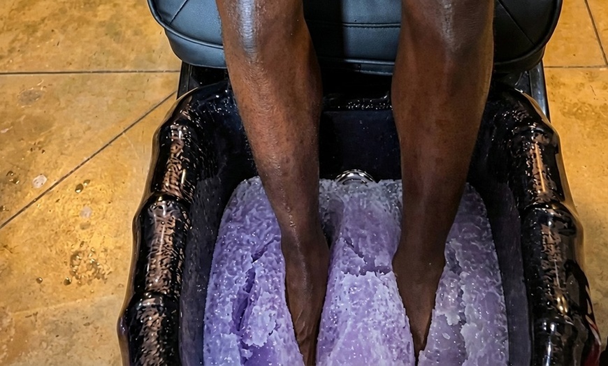 Image 2: Gentleman's Classic Pedi & Express Mani Combo or 3 Express Manicures
