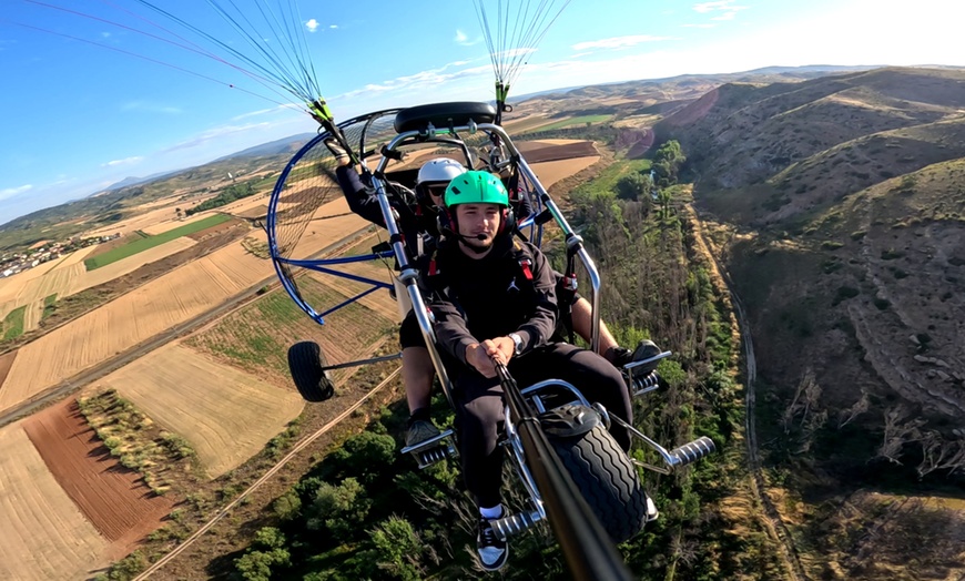 Image 11: Vuelo en paramotor de 20 minutos para 1 o 2 personas con fotos
