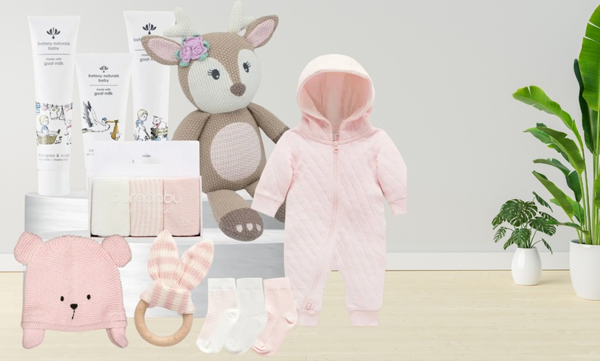 Image 7: Save Big: Spend $10 and Get 40% Off ANY Gift Hampers on Site