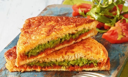 Quick Lunch: Club Sandwich für 1 Person - Pressecafé Am Alexanderplatz