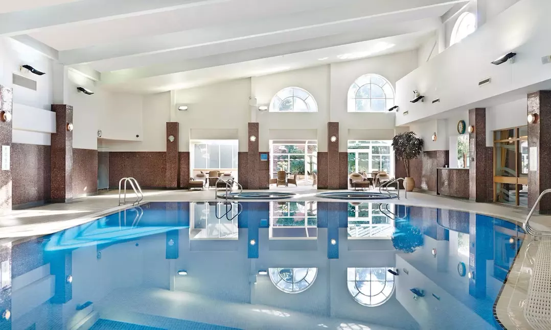 North Warwickshire: 4* Stay with Breakfast and 3-Course Buffet Dinner