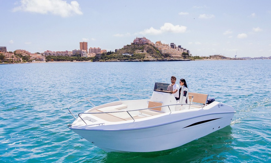 Image 1: Curso de 6 horas para obtener la licencia de navegación básica 