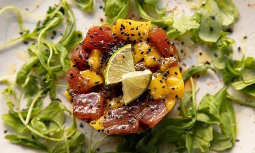 Image 3: Menú Esencial, Deluxe o Deluxe Prémium a elegir para 2 o 4 personas