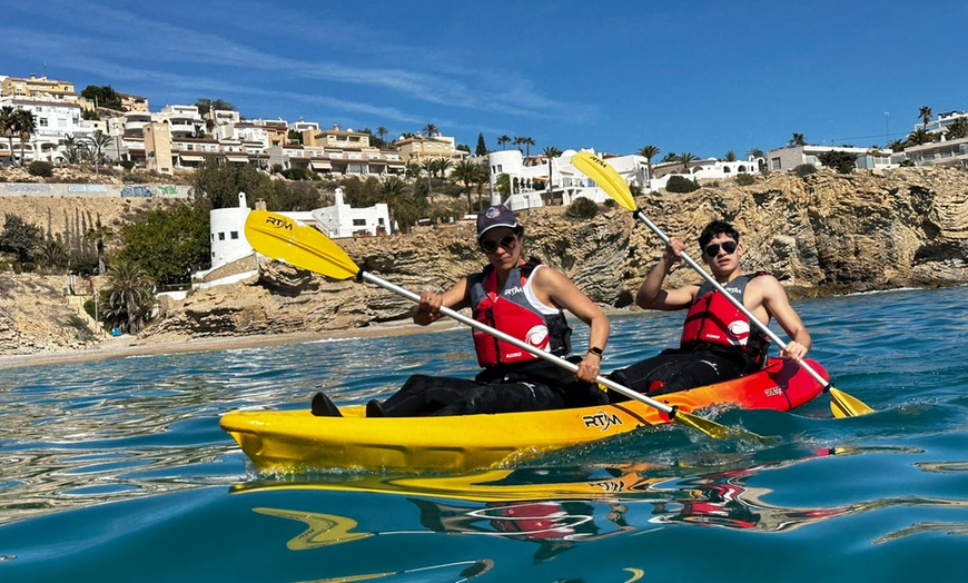 Image 7: Ruta en kayak y snorquel en las calas de Villajoyosa para 1, 2, 4 u 8