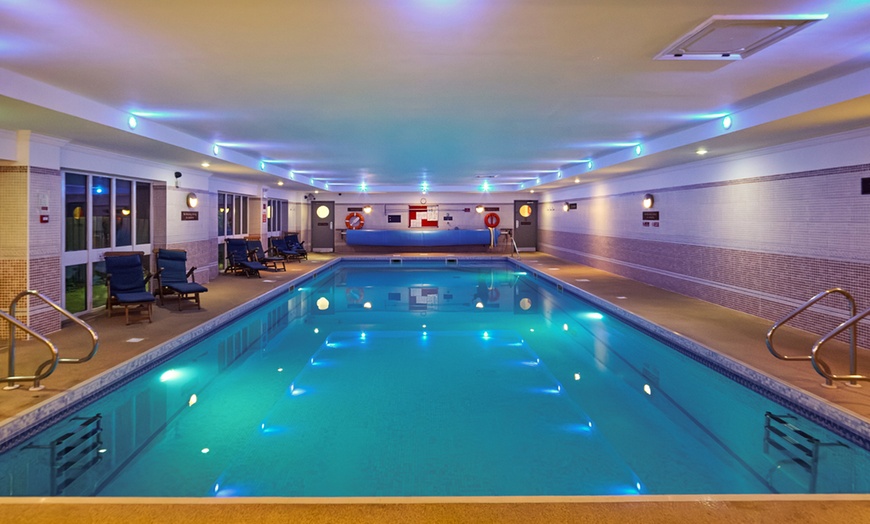 Image 5: Spa Day with Sparkling Afternoon Tea with 25 or 55-Minute Treatment