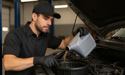 Synthetic Blend Oil Change - Detroit Wear Master