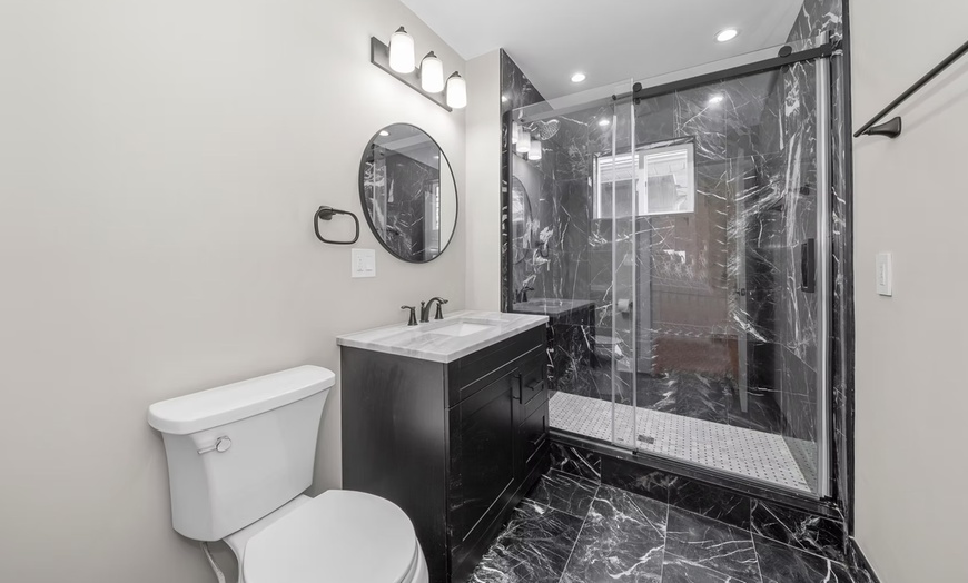 Image 2: Kitchen/Bathroom Remodeling Design+ 2-Hr Consultation w/ 3D Renderings