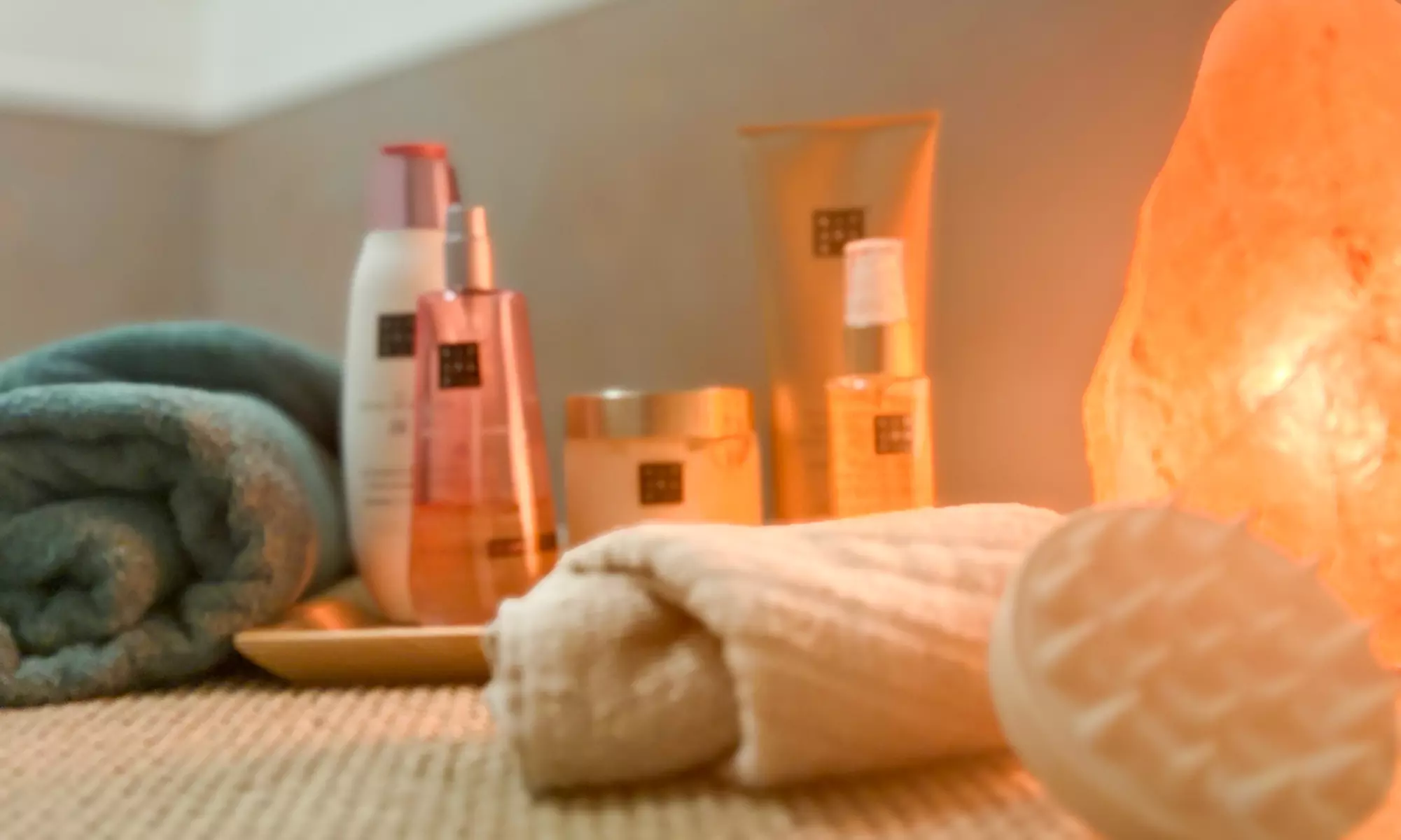 Masaje de 30 o45 minutos para mujer a elegir entre 8 tipos