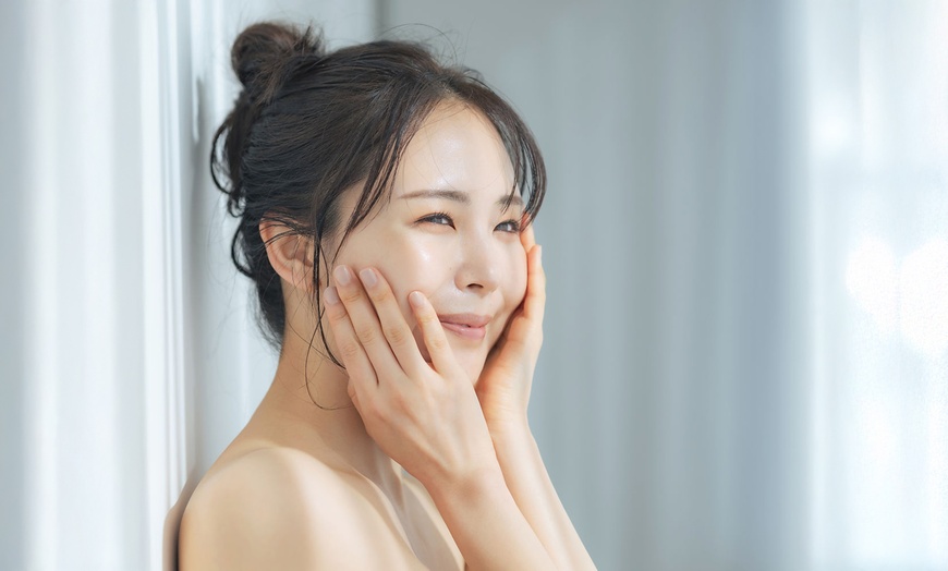 Image 3: HIFU Face, Neck & Body Sculpting Treatments