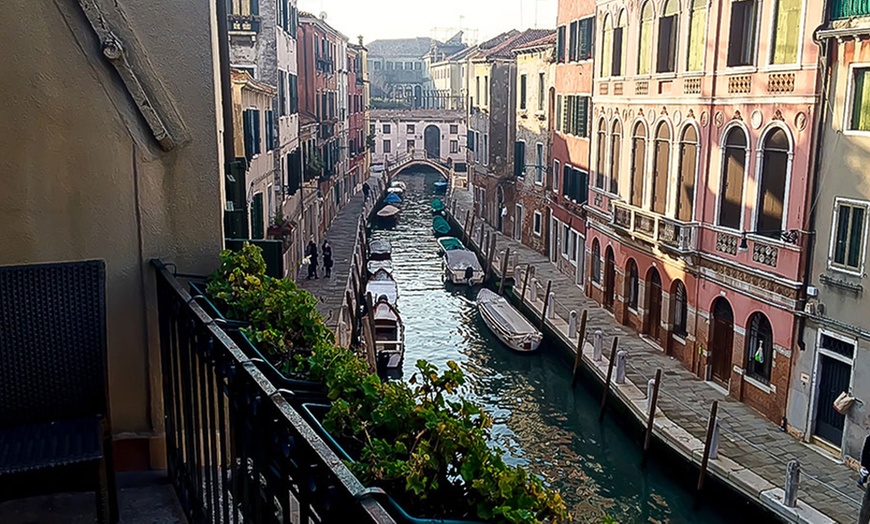 Image 6: Venezia: soggiorno in camera matrimoniale per 2