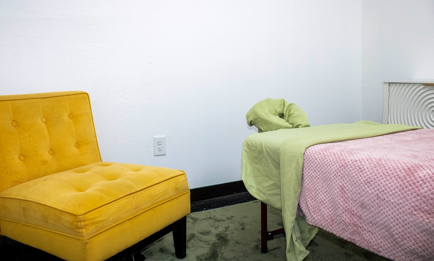 Image 3: Discover Comfort with 60 or 90 Minute Deep Tissue Massage