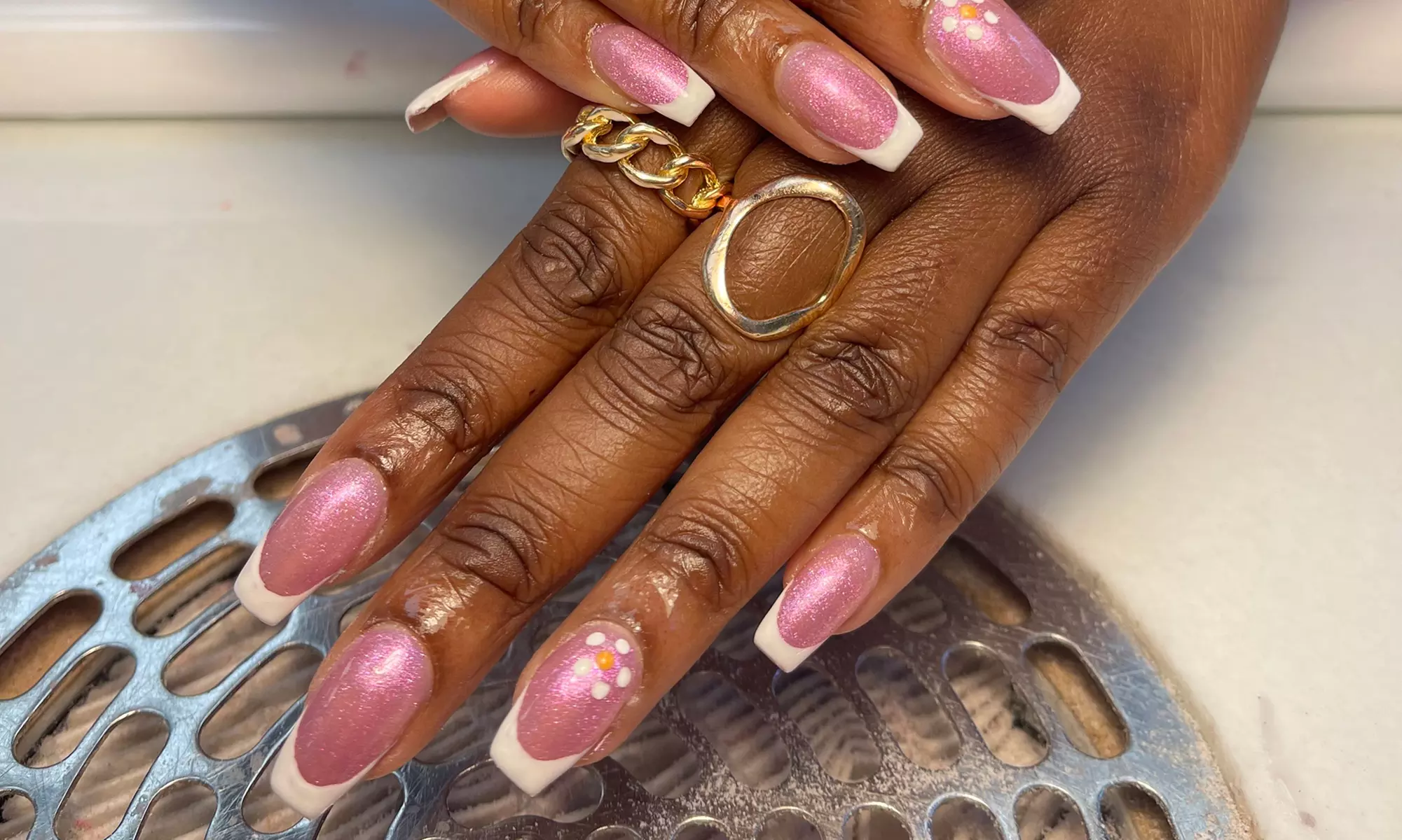 Verwenmoment voor handen en voeten met verzorgende behandelingen