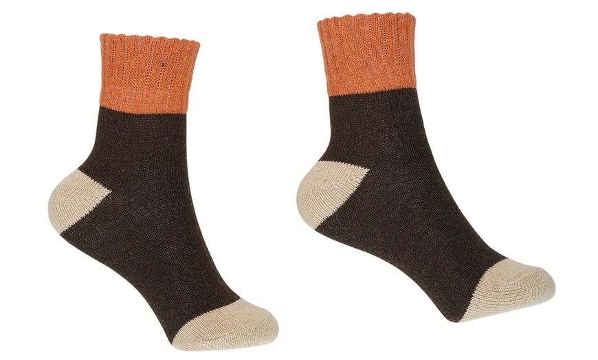 Image 2: 5-. 10- or 15-Pack of Women's Winter Thermal Socks