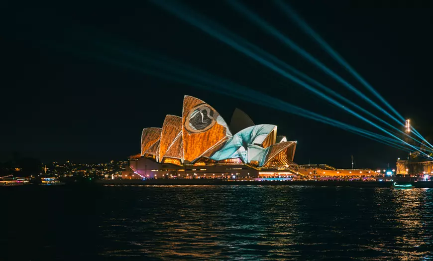 Image 2: Escape the Crowds with a 20-Min Sydney Harbour Vivid Cruise Experience