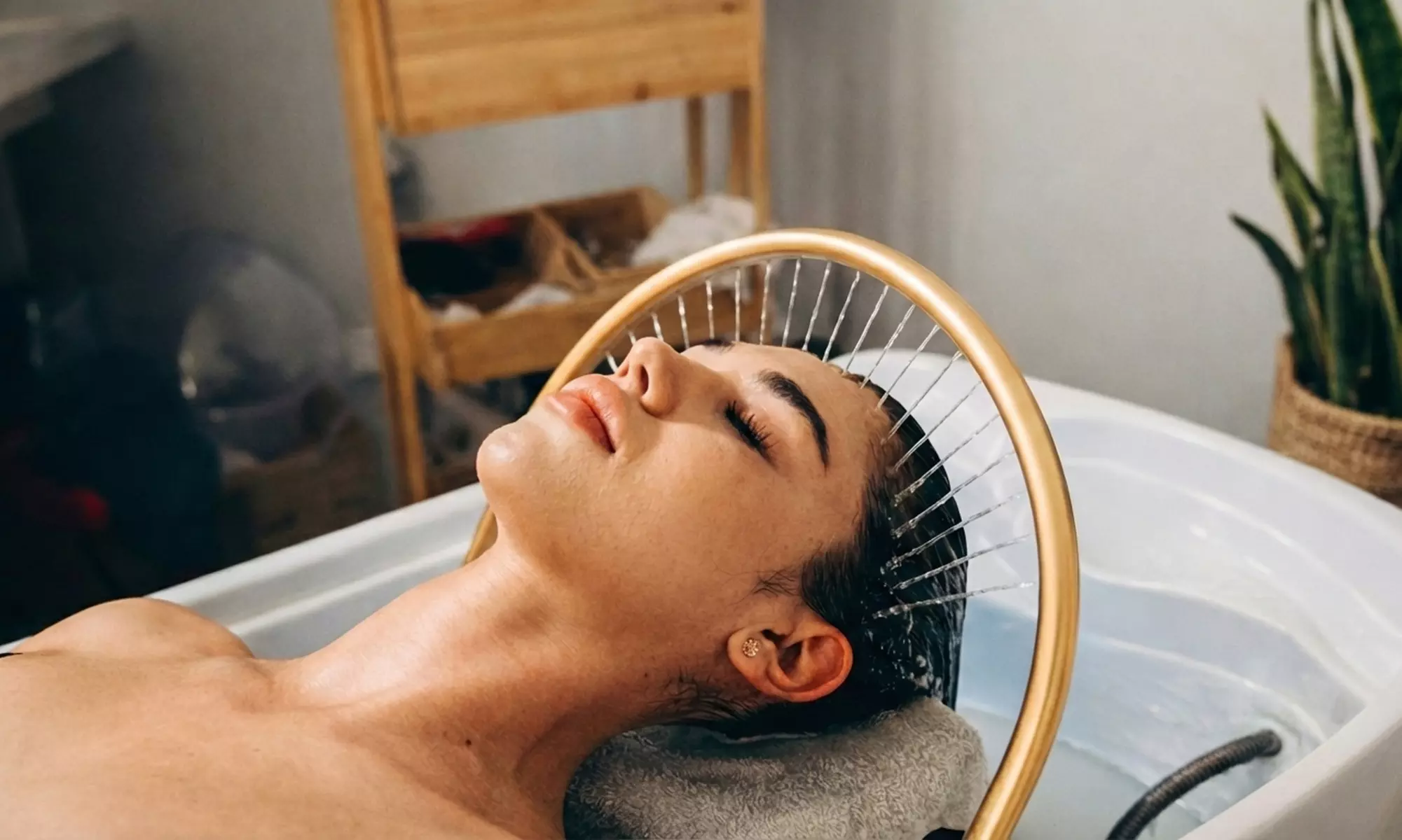 60 oder 70 Min. Classic oder Premium Head Spa für 1 Person