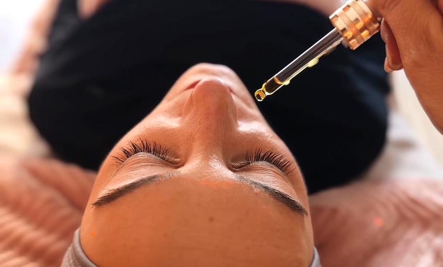 Image 4: "HydraGlow" ou "Hydraskin" : soin visage éclat et hydratation