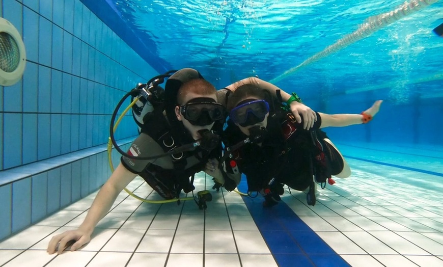 Image 2: Nauka nurkowania pod okiem profesjonalistów: Intro lub kurs OWD