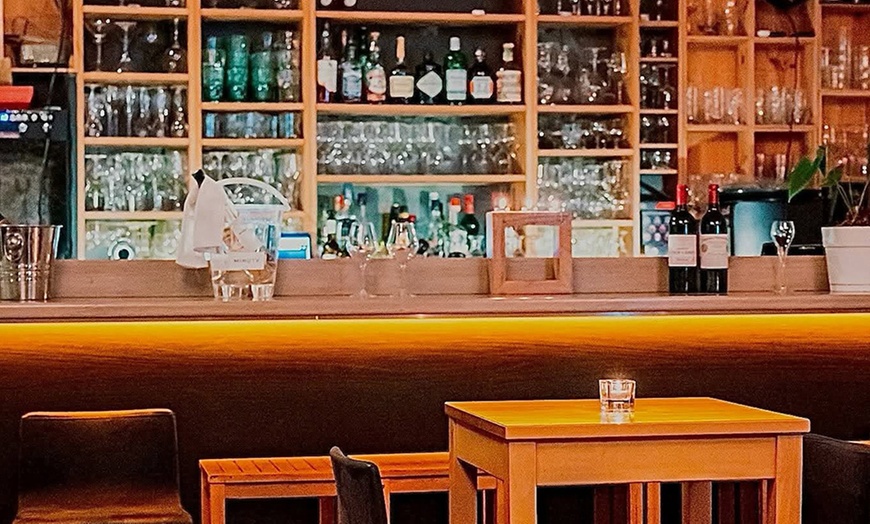 Image 2: Dîner dégustation & vins pour 2 à La Suite Wine Bar