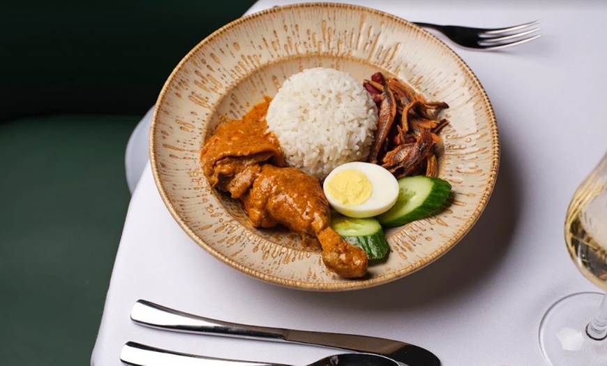 Image 11: 2 or 3-Course Asian Meal w/ Glass of Wine/ Beer or Drink for 2, 3 or 4