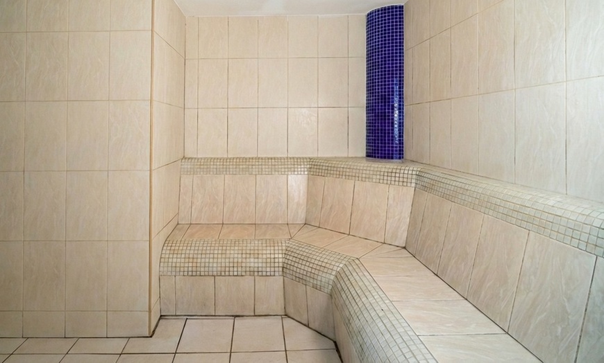 Image 15: 4* Warrington: Standard Double or Twin Room Stay with Breakfast & More