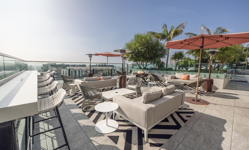 The Godfrey Hotel Hollywood: Hotel near Sunset Boulevard | Groupon Getaways