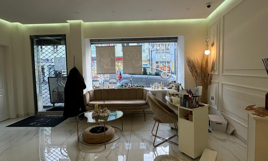 Image 5: Bye-bye Cellulite & Fett: Straffere Haut in nur wenigen Sitzungen!