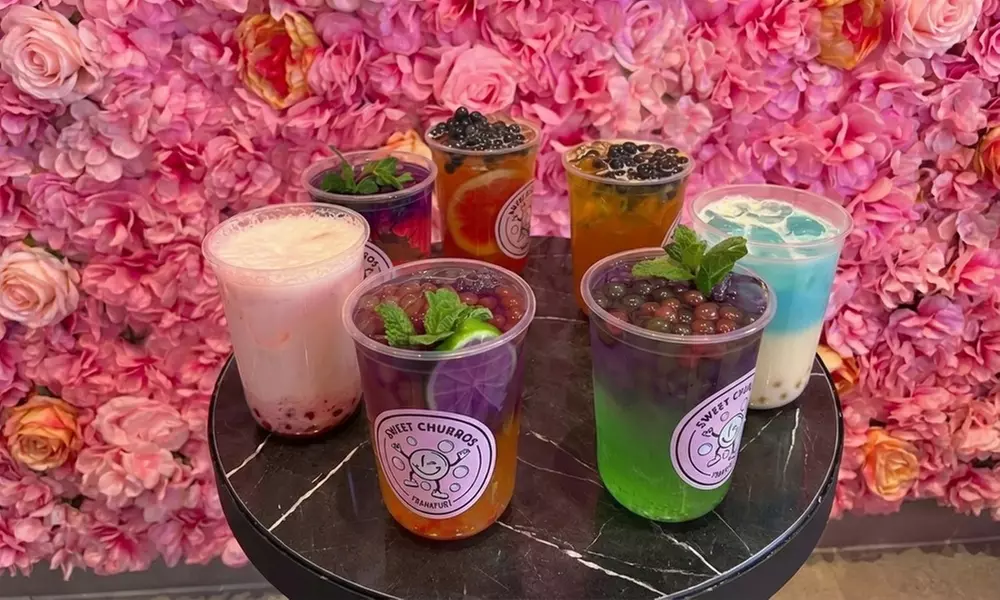 Churros oder Lokma mit Toppings & Getränk nach Wahl für 1-2 Personen