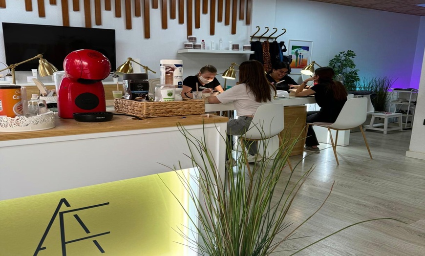 Image 3: Higiene facial profunda con opción a peeling con láser o dermapen