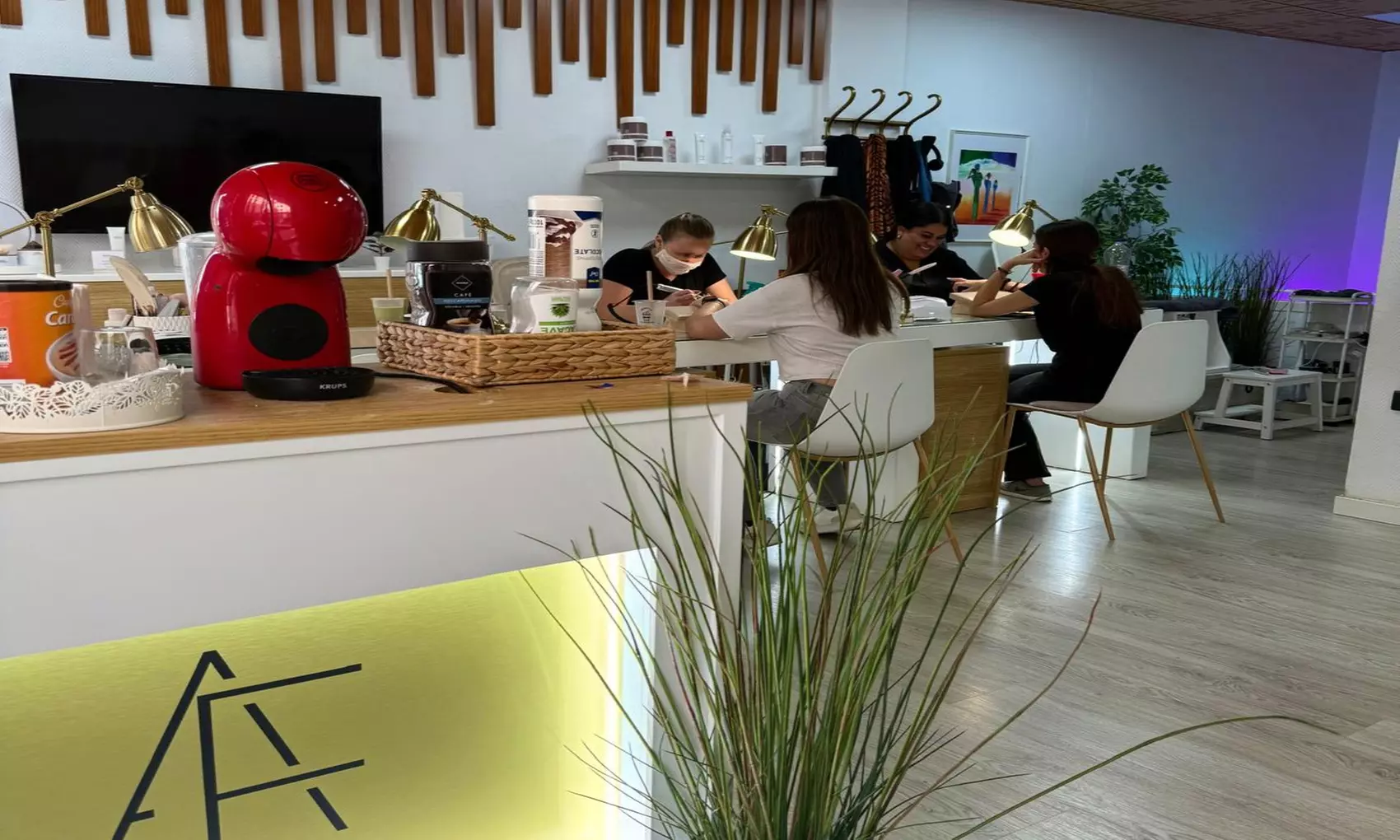 Higiene facial profunda con opción a peeling con láser o dermapen