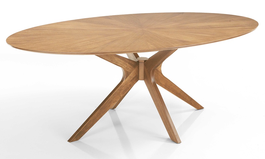 Image 18: Mesa redonda en acabado de madera maciza de Tomasucci