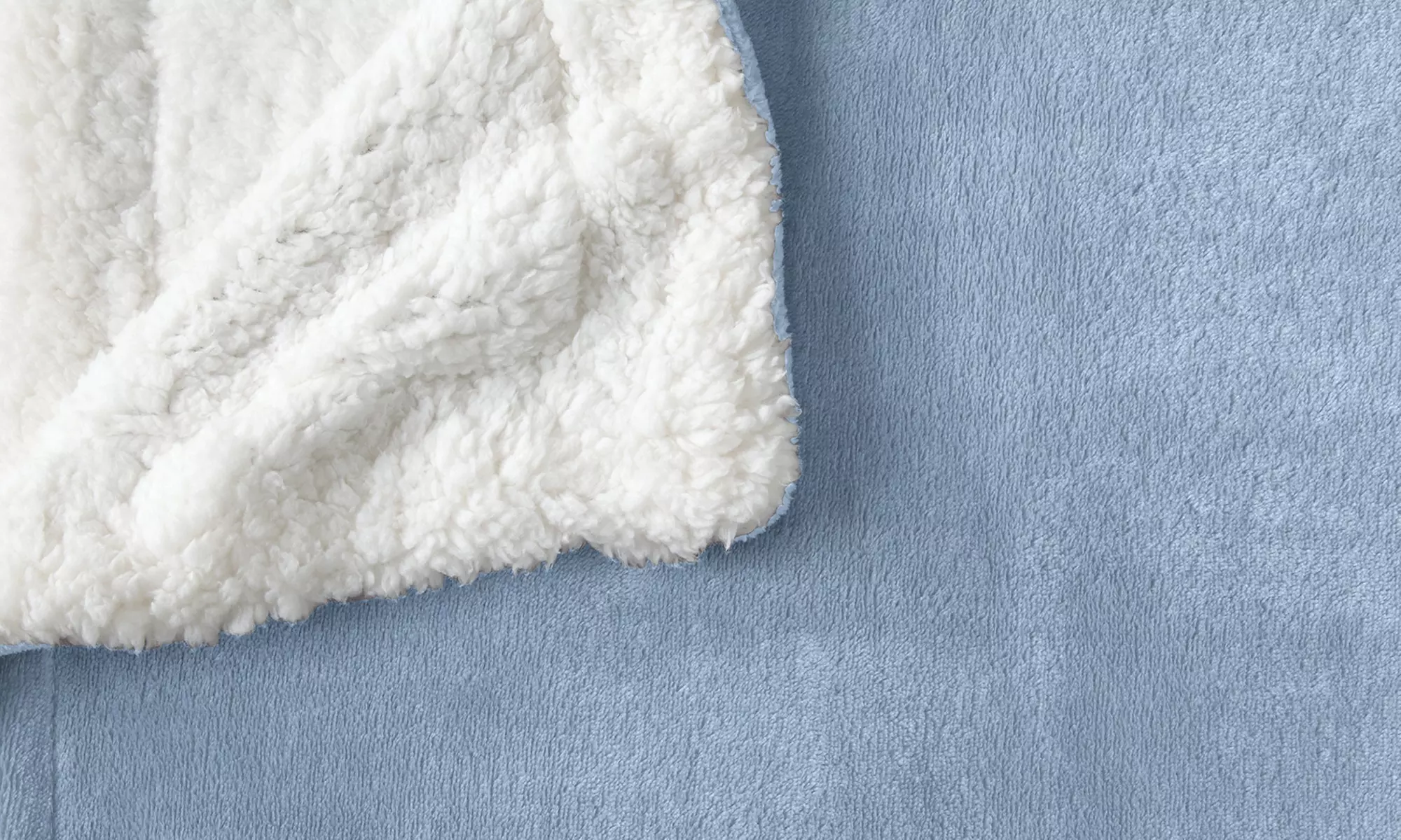 Cozy Plush Velvet & Sherpa Reversible Throw Blanket