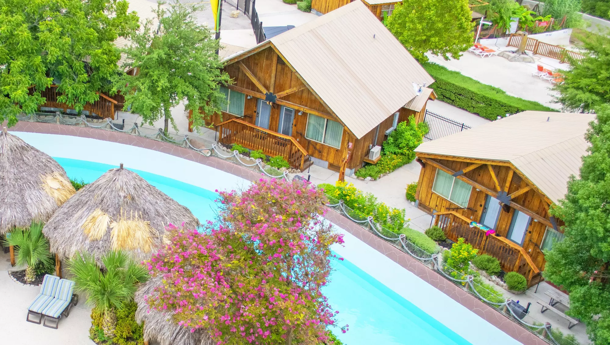 Riverbend Cabins at Schlitterbahn Resort with Waived Resort Fee!