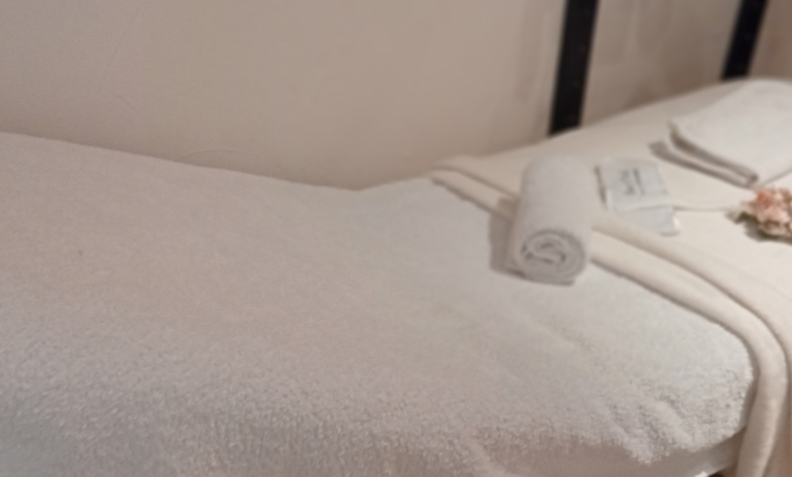 Image 3: Escapade détente à Cagnes-sur-Mer : soin visage ou modelage relaxant