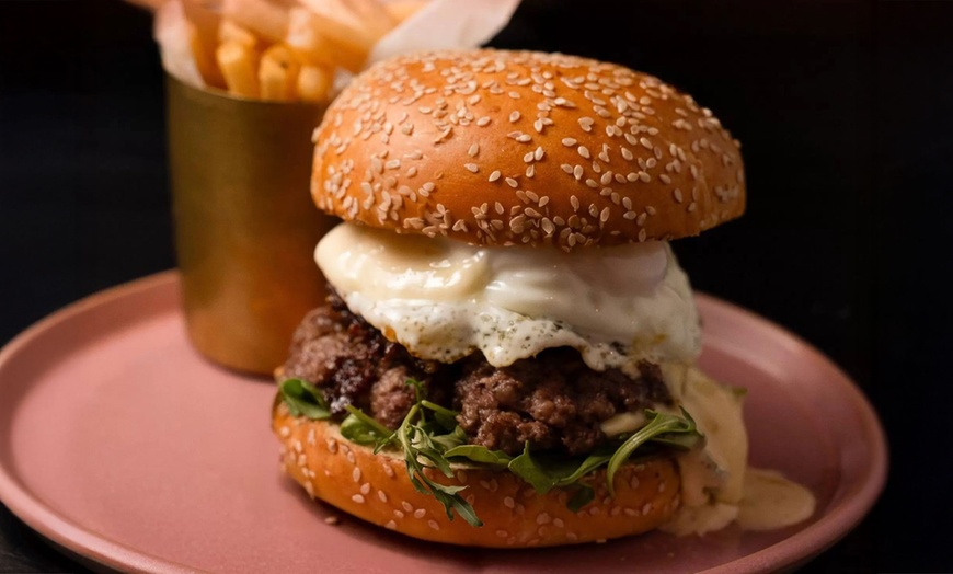 Image 2: Weekday Cabaret Prix Fixe Dinner for 2, 4, 6 with 1 Martini per Person