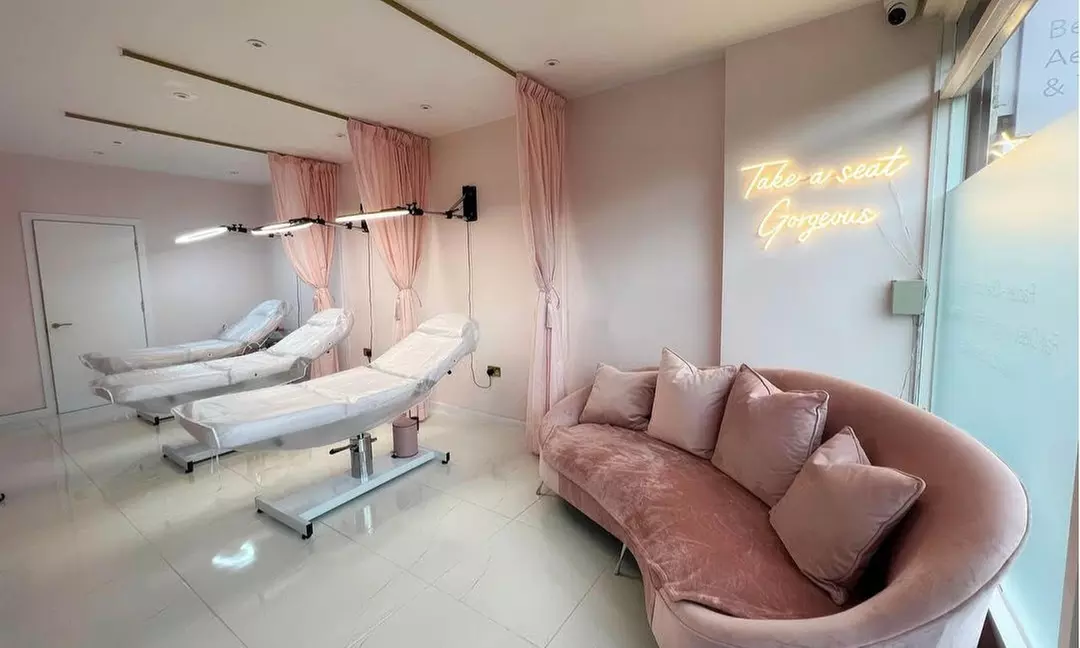 Get Radiant Skin: 1, 3, or 6 Sessions of Microneedling with Salmon DNA at AM Beauty by Alexandra (Up to 64% Off) - Primary Image