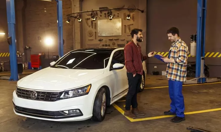 Standard Service with Up to 5 Litres of Semi-Synthetic Penrite Oil (10W40) and Oil Filter Change (Up to $144 Off) - Primary Image