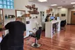 Sesión de peluquería con corte y opción a mechas tradicional y/o tinte de raíz en La Fabrika Peluquería - Image 4