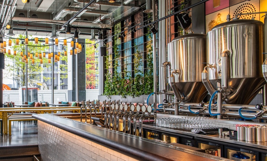 Image 3: Satisfy Your Cravings with Brunch + Cocktail For Two or Four People 